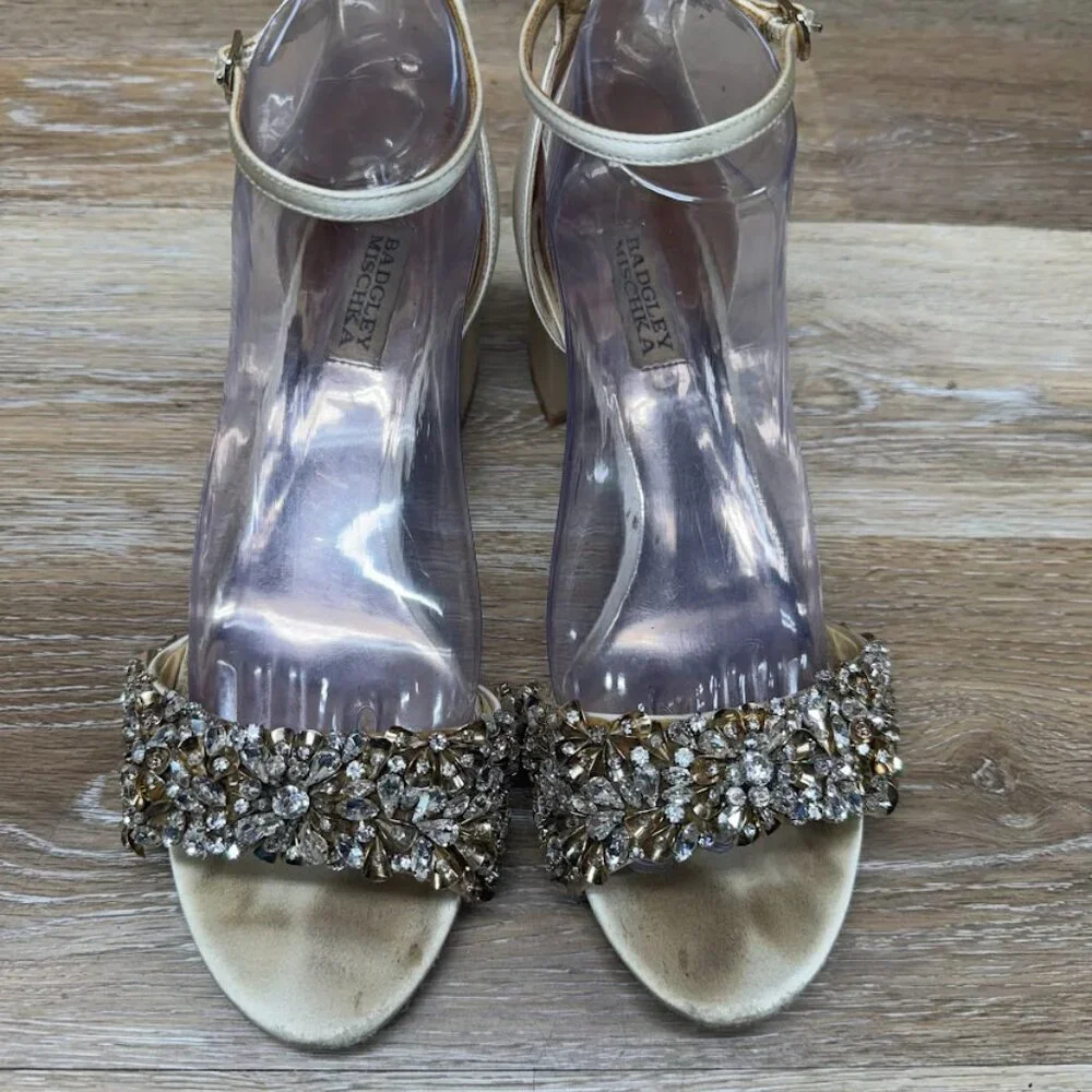 Badgley Mischka Tamara Gold Leather Ankle Strap Sandals Women's Size 8.5